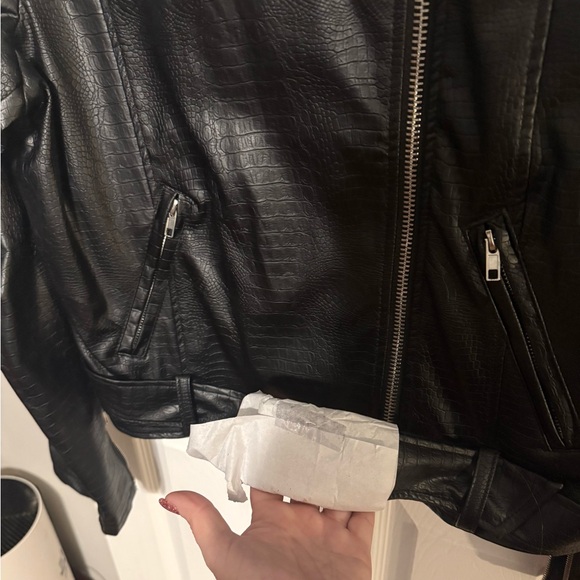 NWOT! Zenana Black Snake -Embossed Women's Jacket - Picture 3 of 4